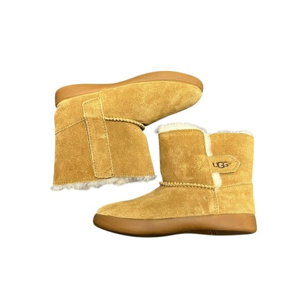 UGG  Keelan Pull on Sheepskin Toddler 10 Brown Comfort Leather‎ Snow Boot - Picture 1 of 13